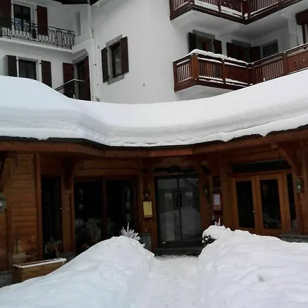 Hotel De L'arve