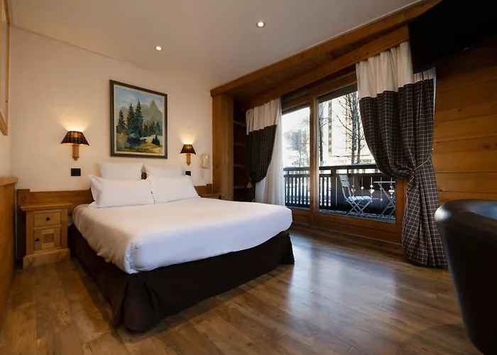 Hotel De L'arve By Happyculture